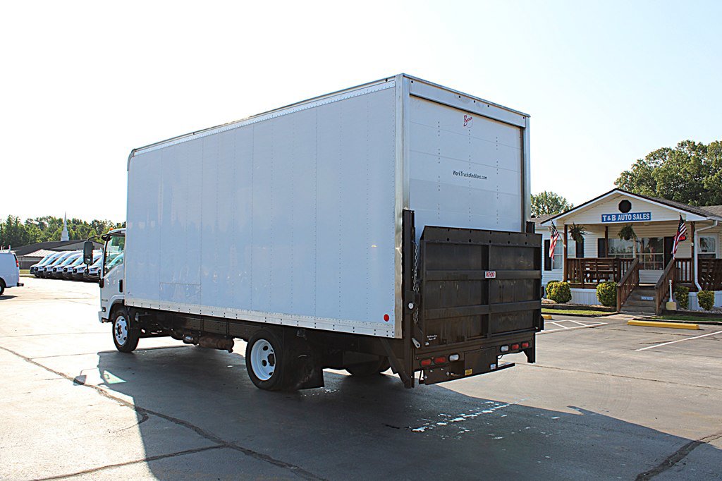 Used 2019 Isuzu NPR RWD image 4