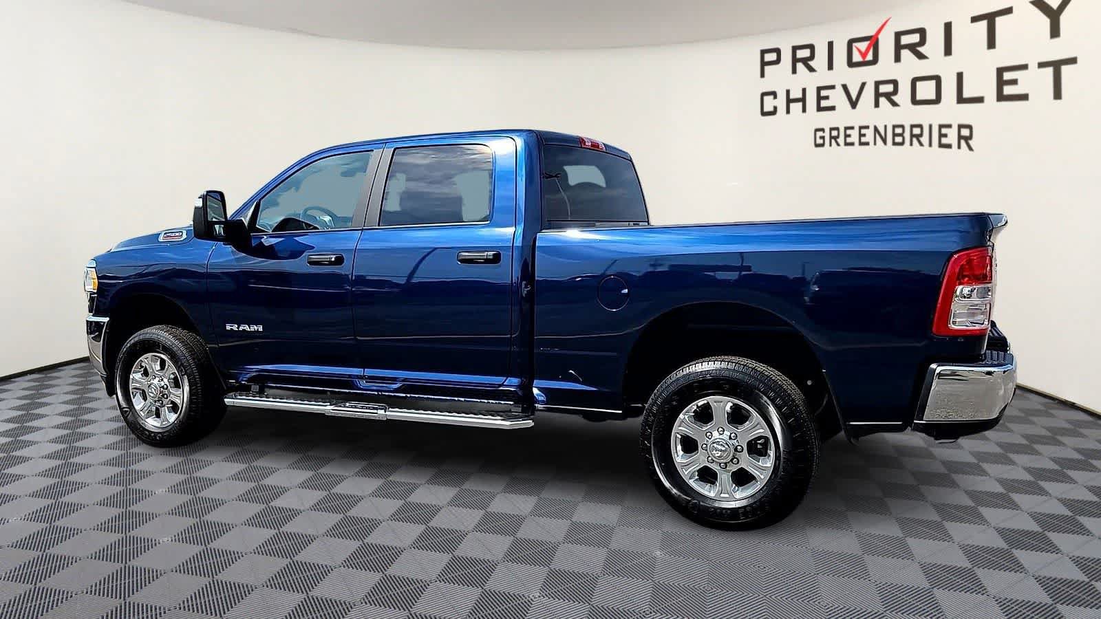 Used 2024 RAM 2500 Big Horn w/ Bed Utility Group AWD/4WD image 6