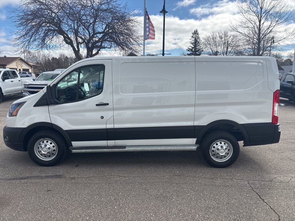 Used 2024 Ford Transit 250 Low Roof AWD w/ Exterior Upgrade Package image 8