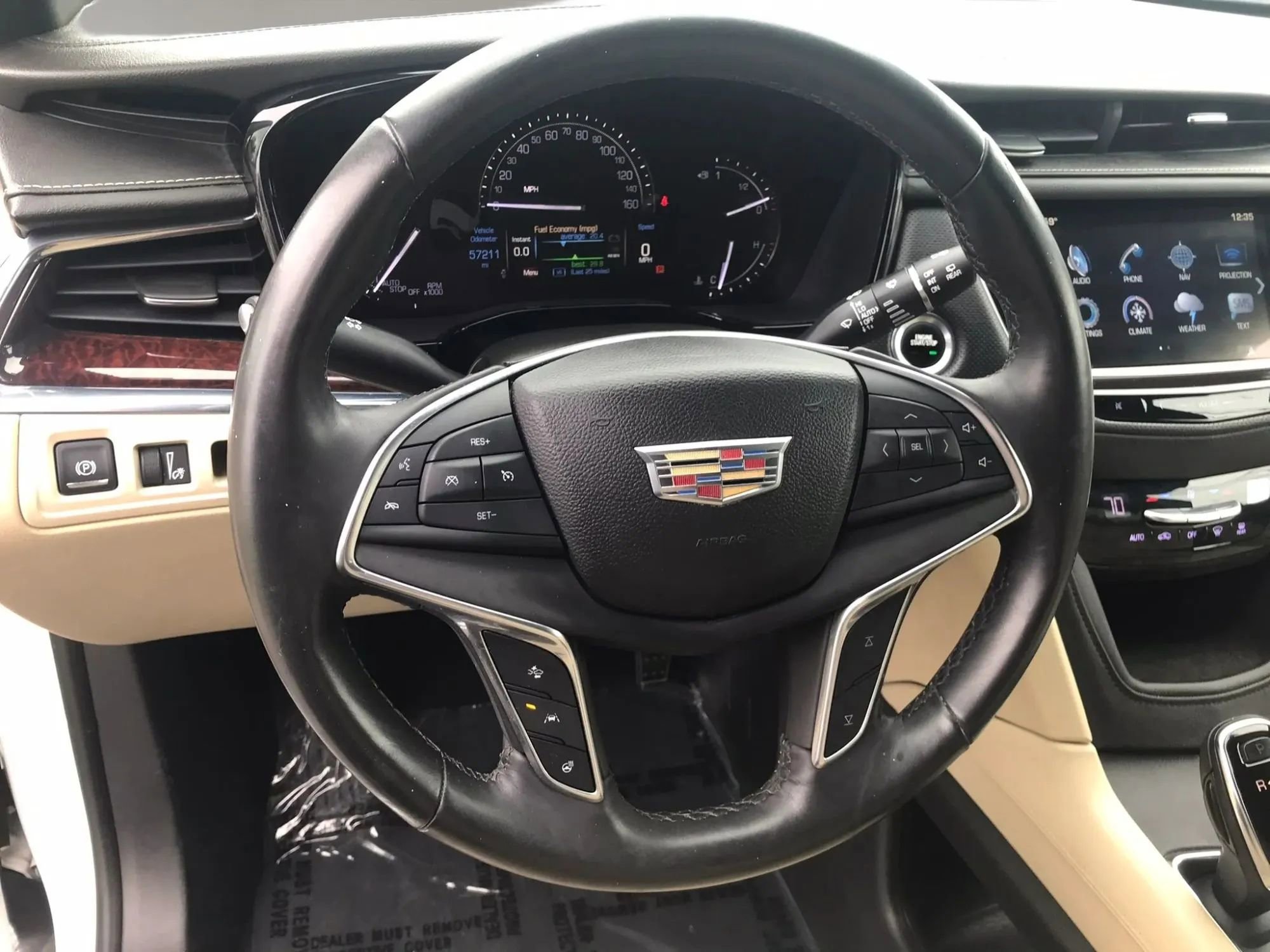 Used 2017 Cadillac XT5 Luxury w/ Driver Awareness Package AWD/4WD image 19