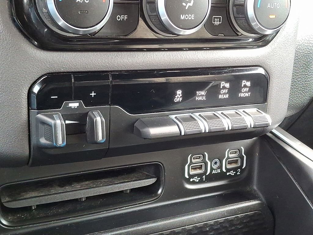 Used 2022 RAM 1500 Big Horn image 24