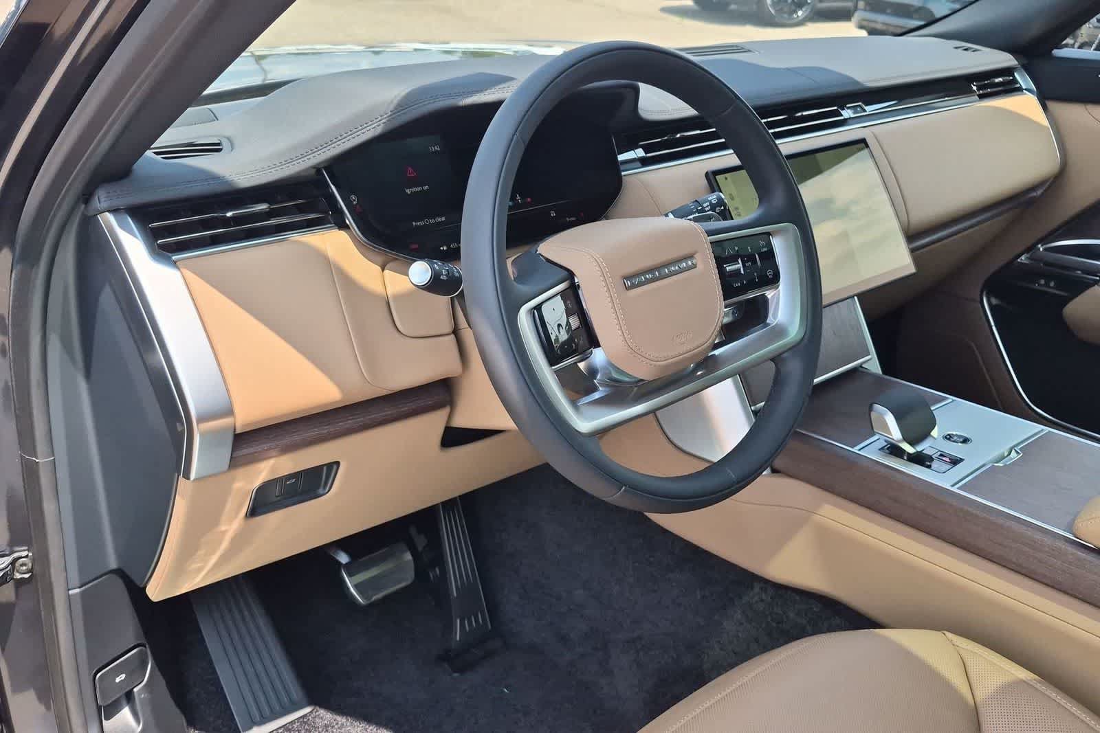 New 2026 Land Rover Range Rover SE AWD/4WD video 2
