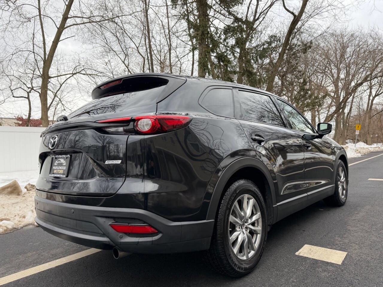 Used 2018 MAZDA CX-9 Touring w/ Touring Premium Package image 5