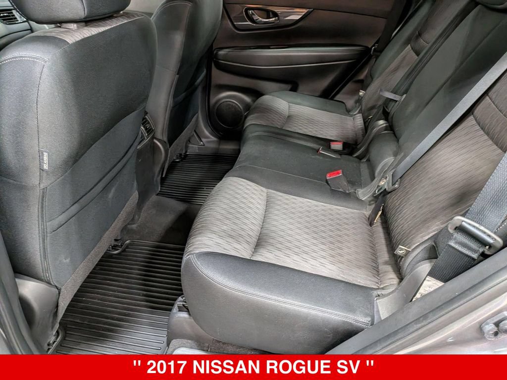 Used 2017 Nissan Rogue SV AWD/4WD image 27