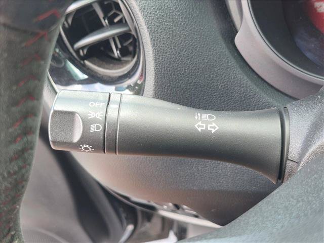 Used 2014 Nissan Juke NISMO w/ Navigation Package FWD image 4