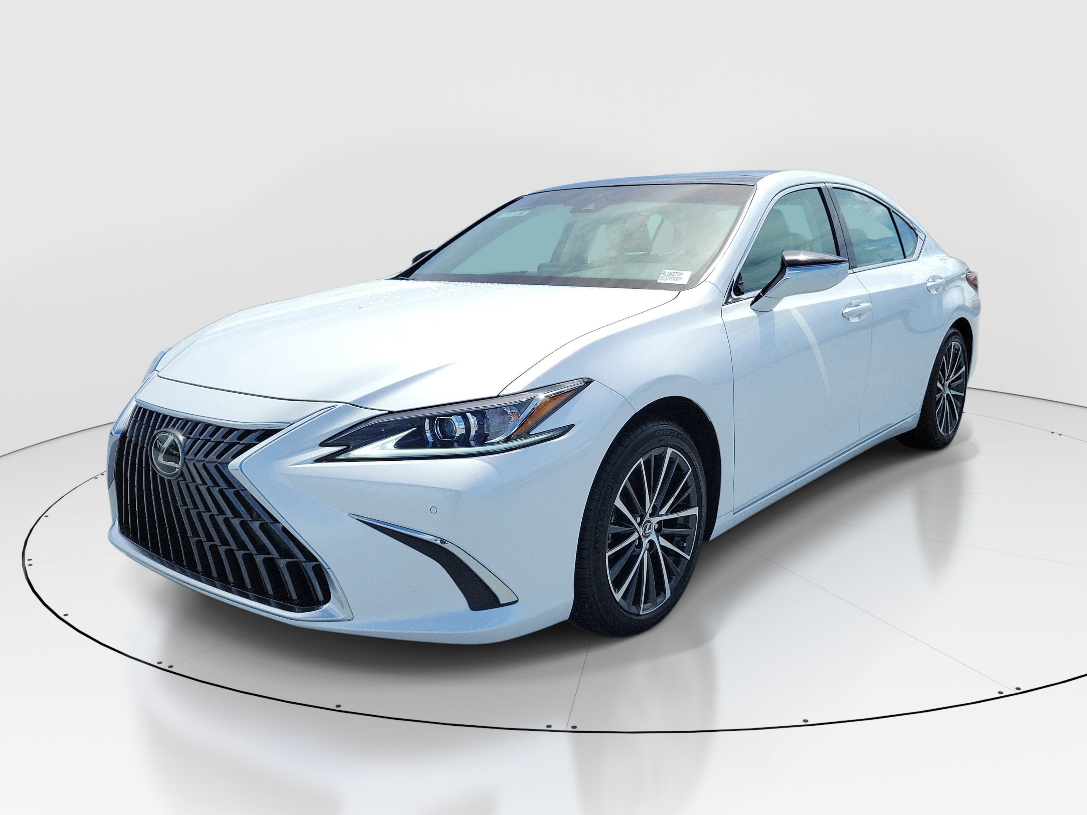 Used 2025 Lexus ES 350 w/ Premium Package FWD image 3