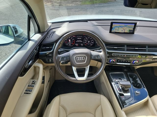 Used 2018 Audi Q7 3.0T Prestige AWD/4WD image 9