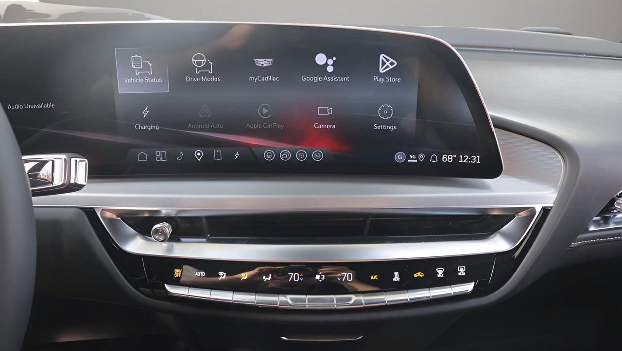 New 2026 Cadillac Lyriq V image 23