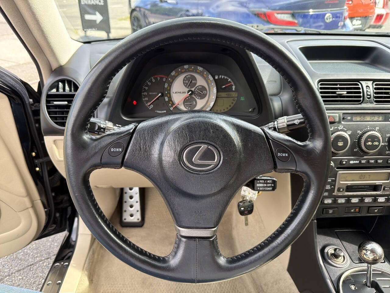 Used 2001 Lexus IS 300 RWD image 33