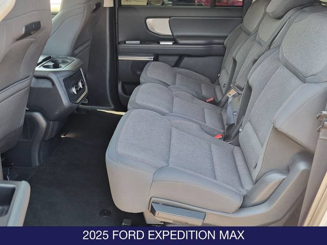 Used 2025 Ford Expedition Max Active AWD/4WD image 15