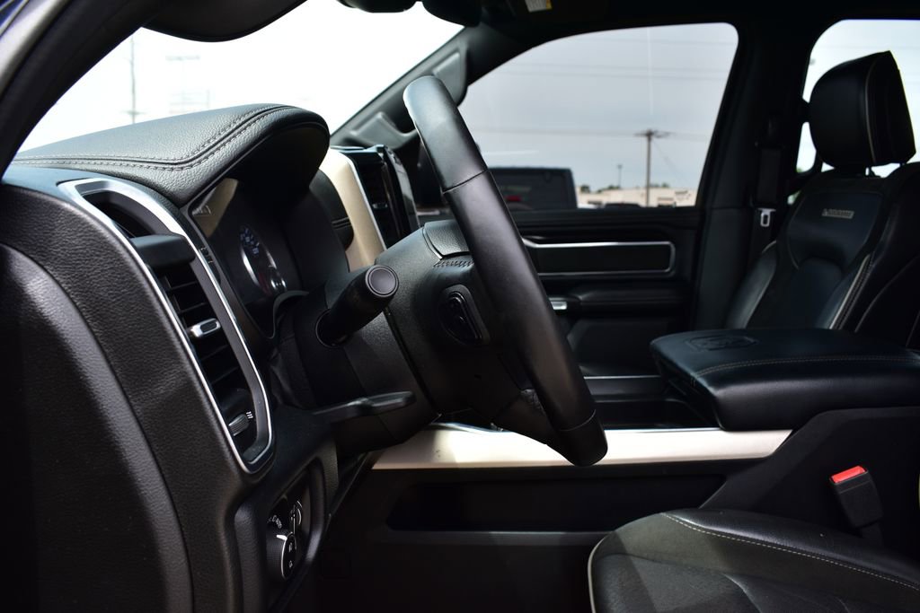 Used 2019 RAM 1500 Laramie AWD/4WD image 48