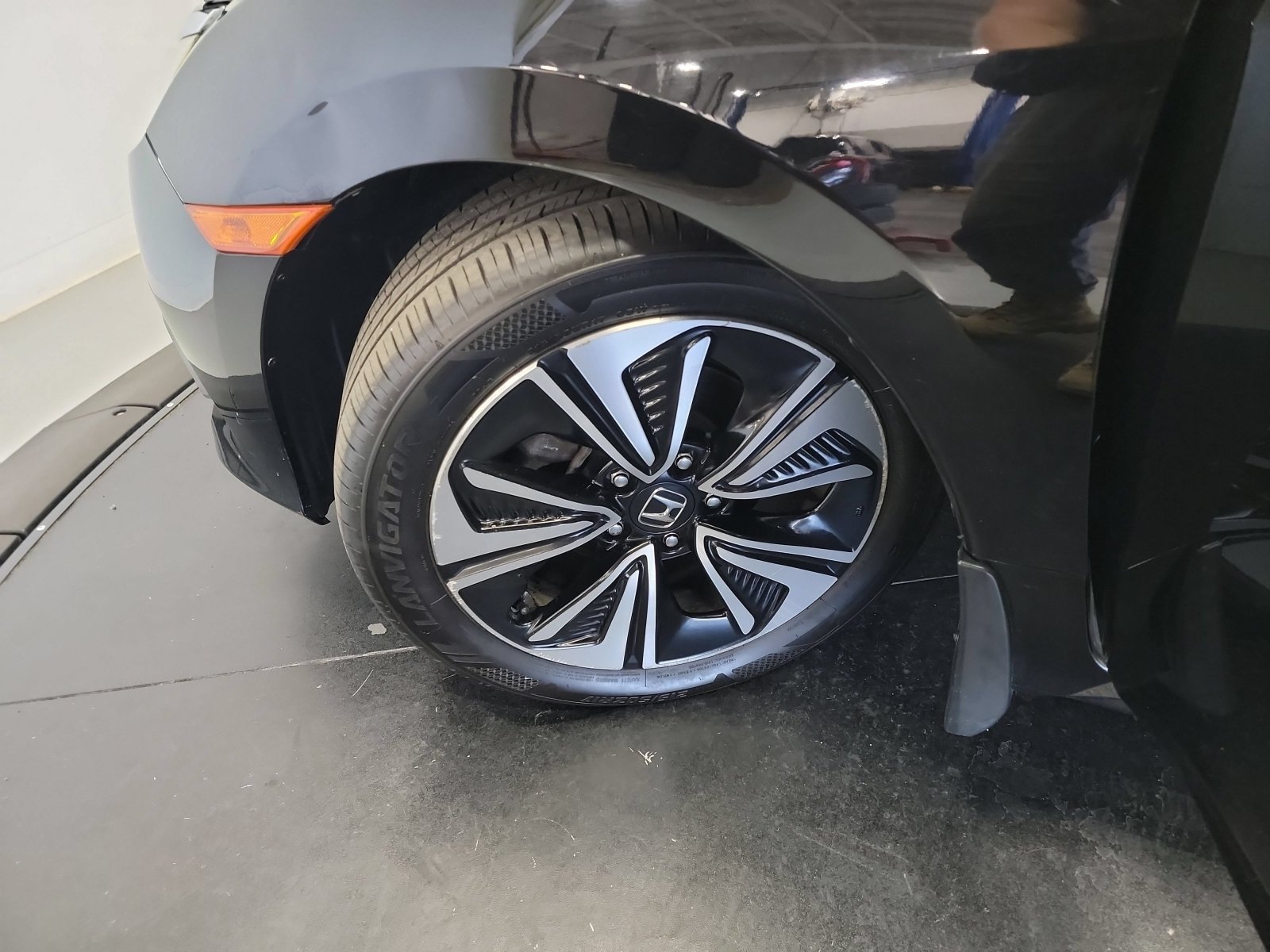 Used 2016 Honda Civic EX-L image 30