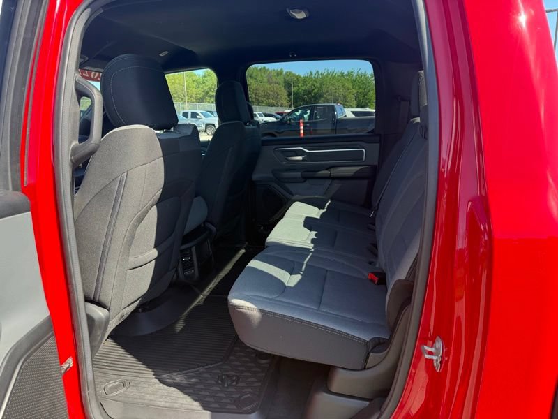 Used 2022 RAM 1500 Big Horn AWD/4WD image 12