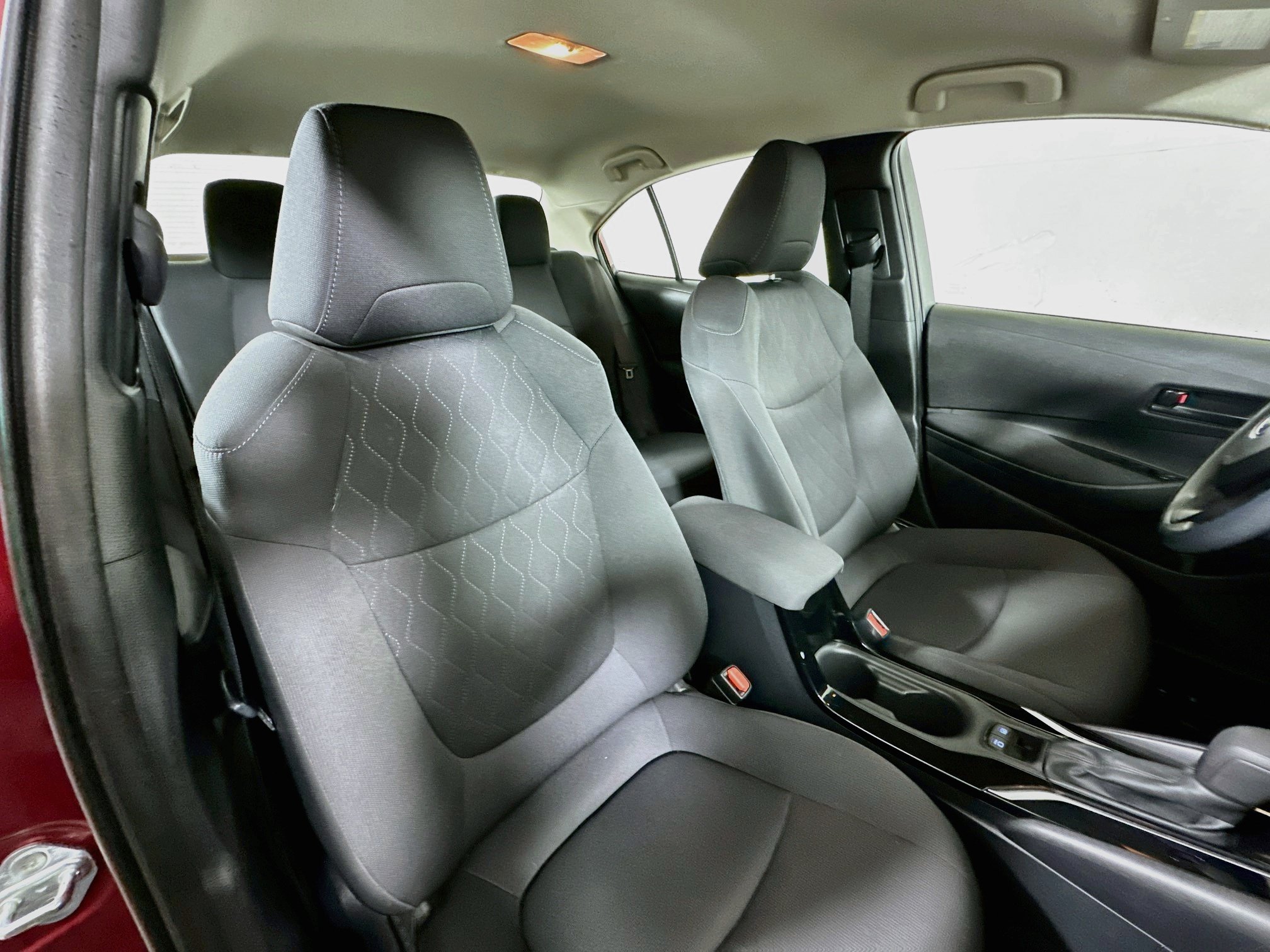Certified 2022 Toyota Corolla LE w/ Carpet Mat Package (TMS) FWD image 25