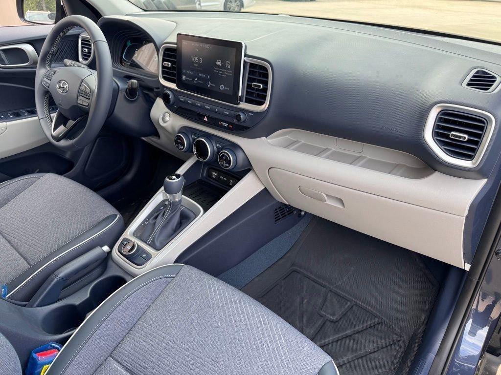 New 2026 Hyundai Venue SEL image 14