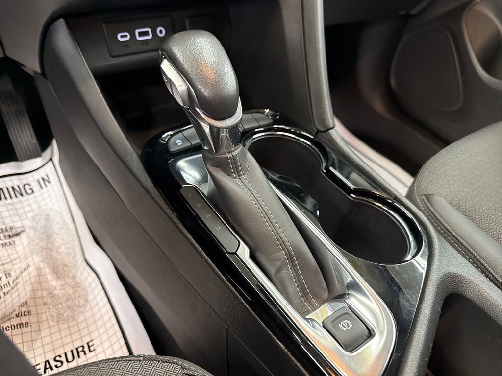 Used 2022 Buick Encore GX Preferred image 31