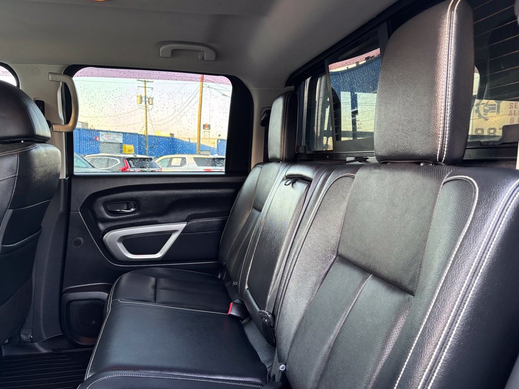 Used 2019 Nissan Titan PRO-4X AWD/4WD image 21