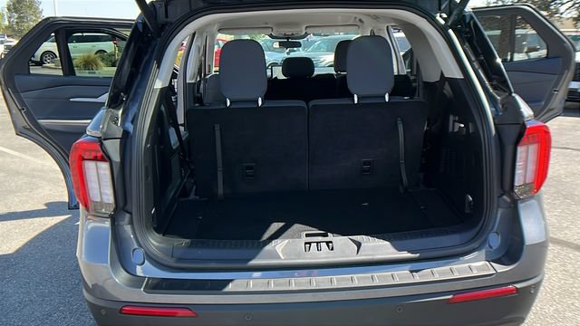 Used 2025 Ford Explorer Active RWD image 14