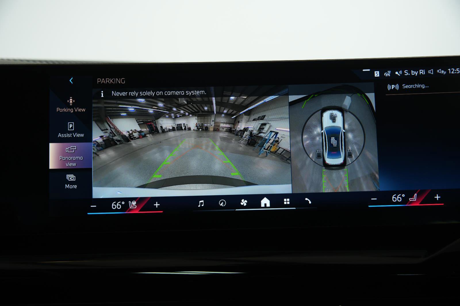 Used 2026 BMW 530i xDrive w/ Premium Package image 39