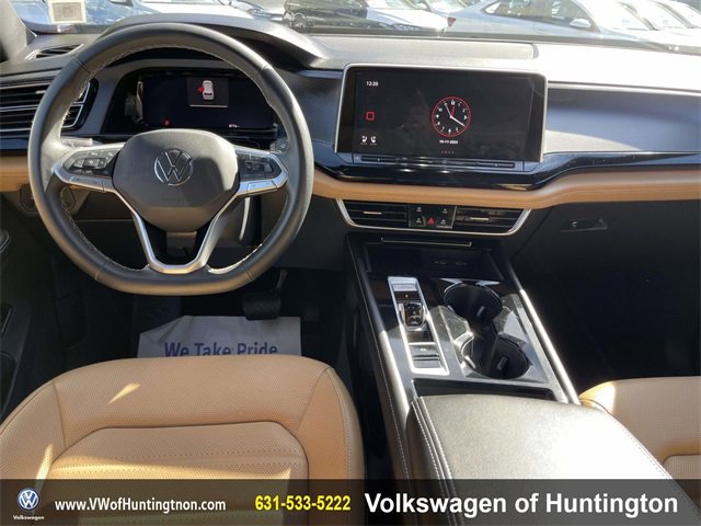 Certified 2025 Volkswagen Atlas Cross Sport SEL image 13