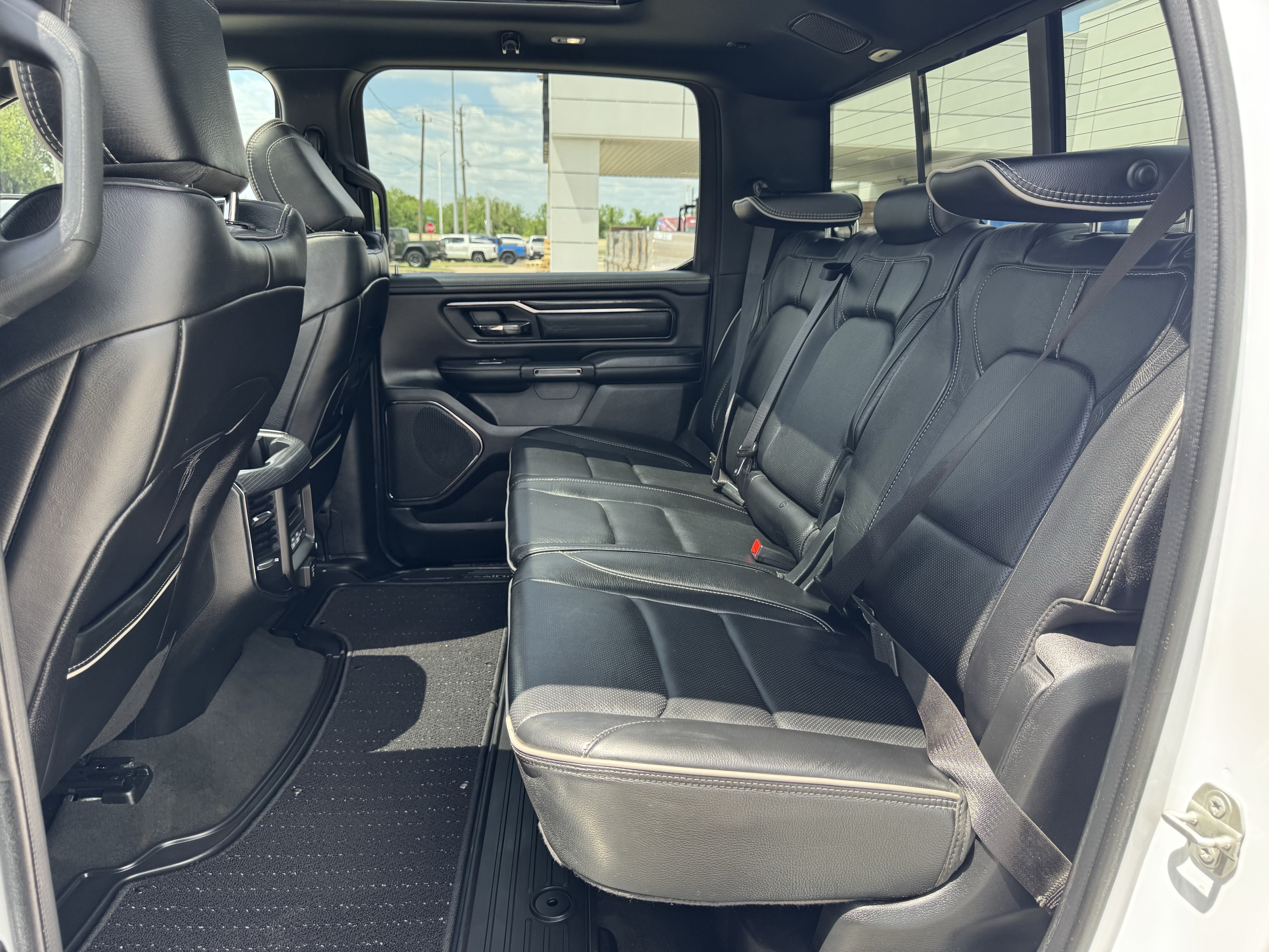 Used 2024 RAM 1500 Limited AWD/4WD image 30