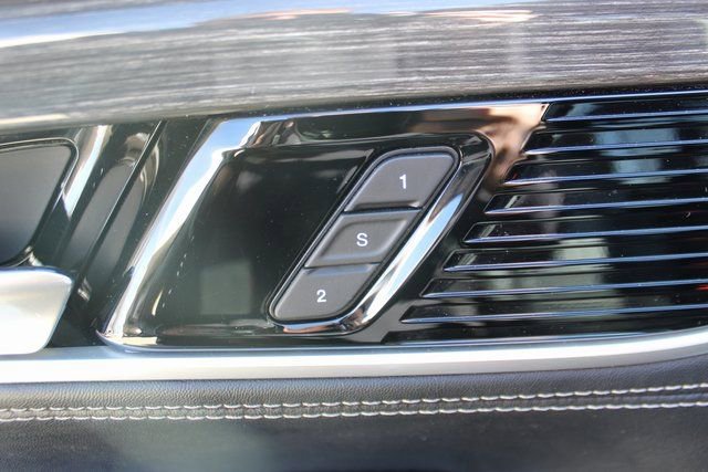 Used 2022 Jeep Wagoneer Series II w/ Convenience Group I image 11