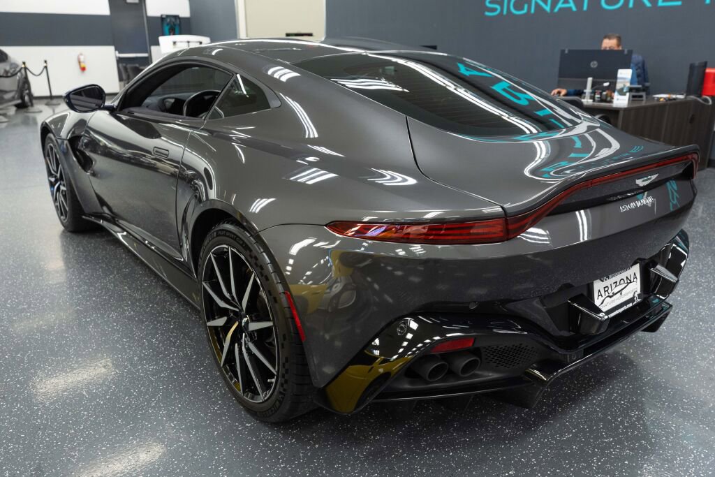 Used 2020 Aston Martin V8 Vantage Coupe image 8