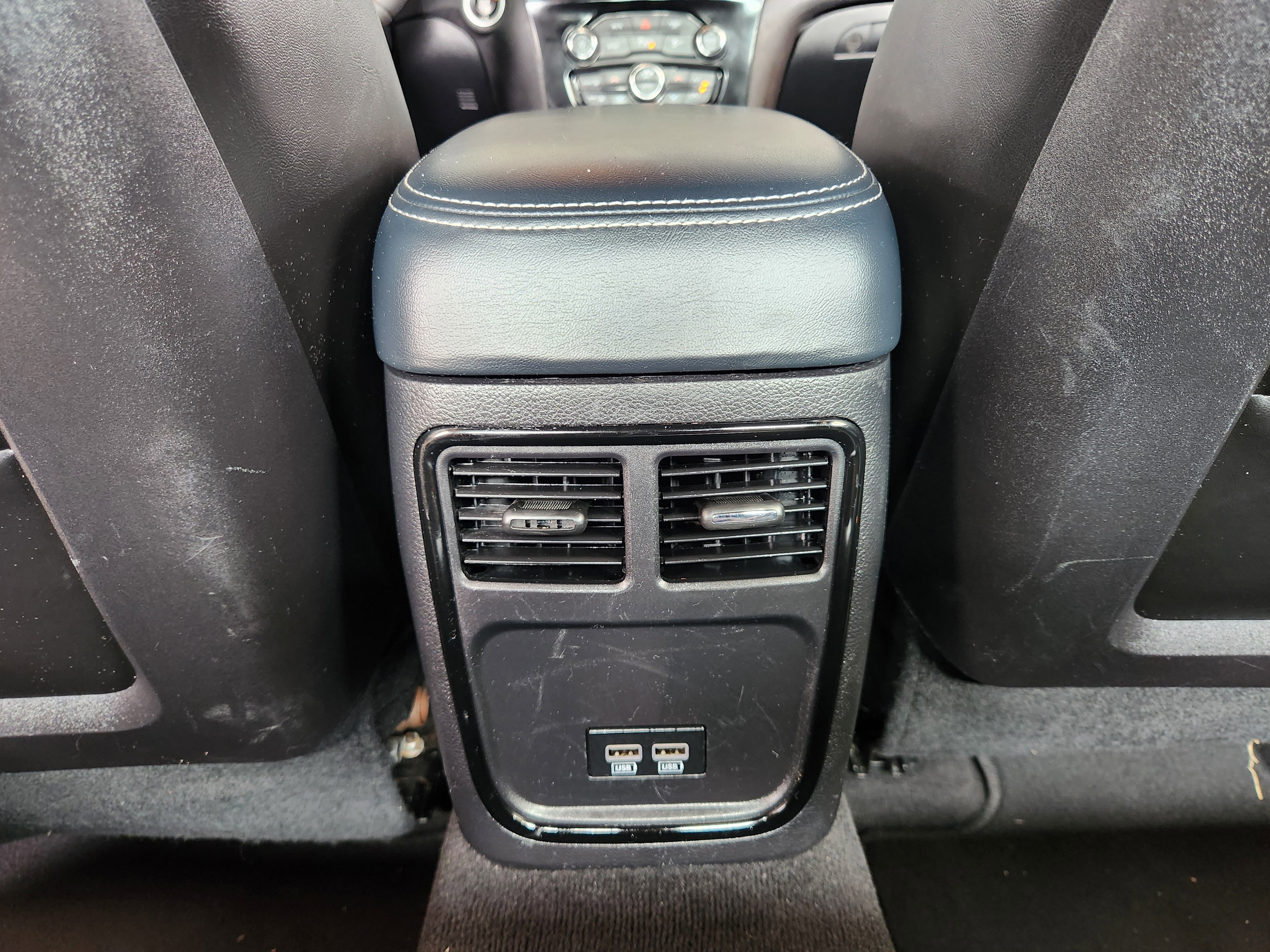 Used 2023 Chrysler 300 S RWD image 33