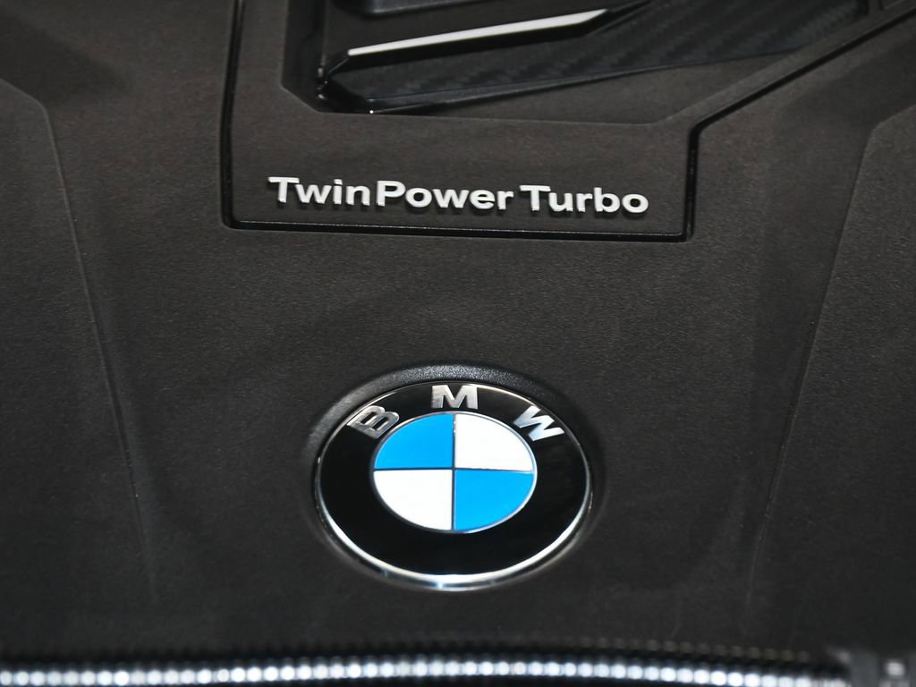 Used 2022 BMW X6 xDrive40i w/ Executive Package image 75