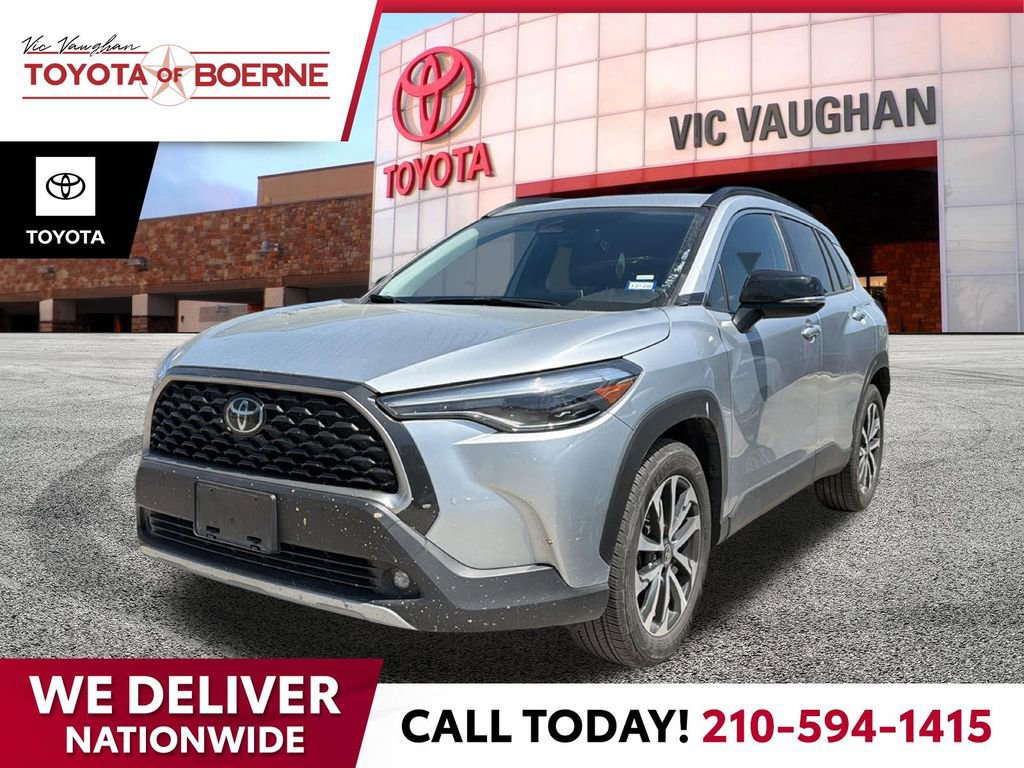 Certified 2025 Toyota Corolla Cross XLE video 1