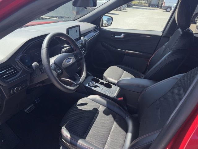 Used 2024 Ford Escape ST-Line image 9