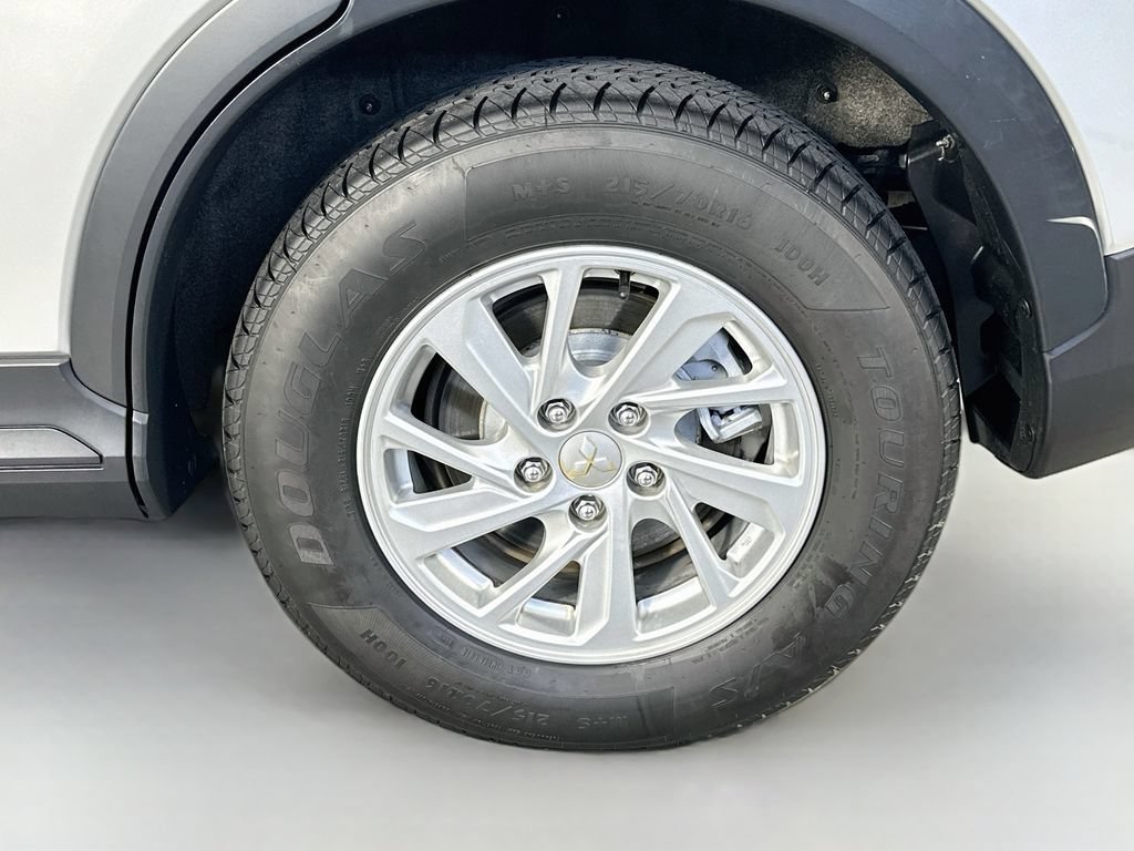 Used 2019 Mitsubishi Eclipse Cross ES AWD/4WD image 31