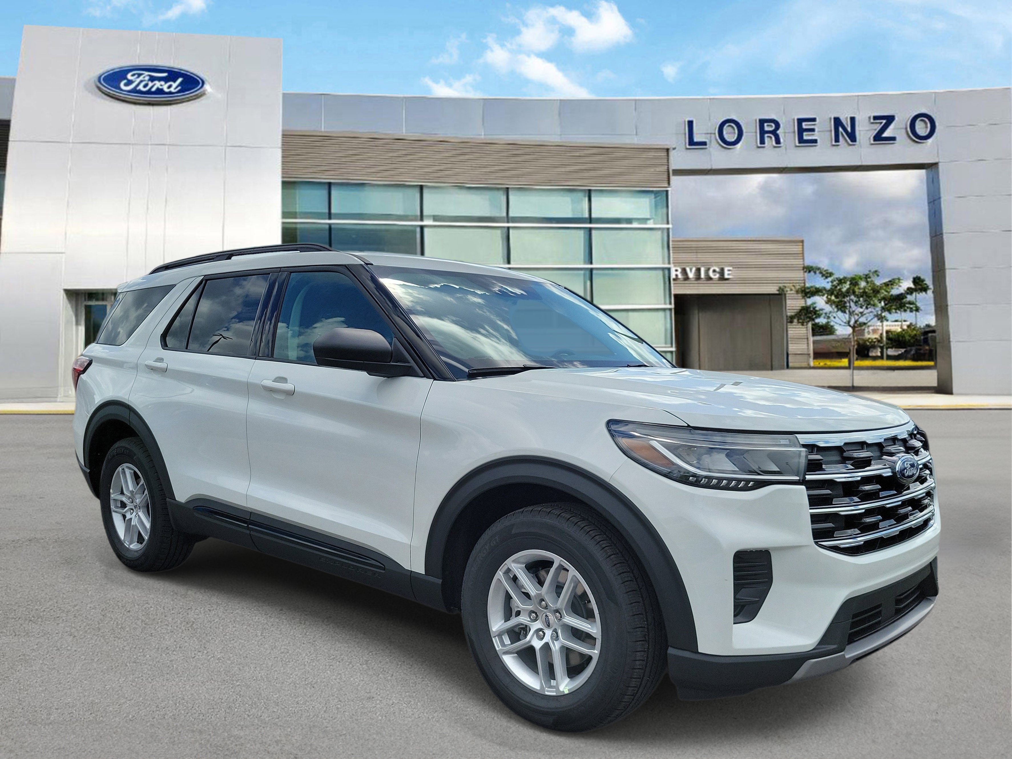 New 2026 Ford Explorer Active RWD image 3