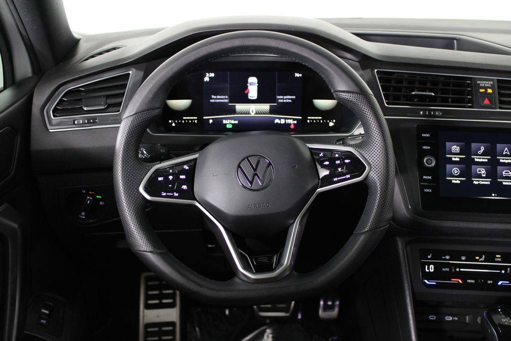 Used 2022 Volkswagen Tiguan SE R-Line image 20