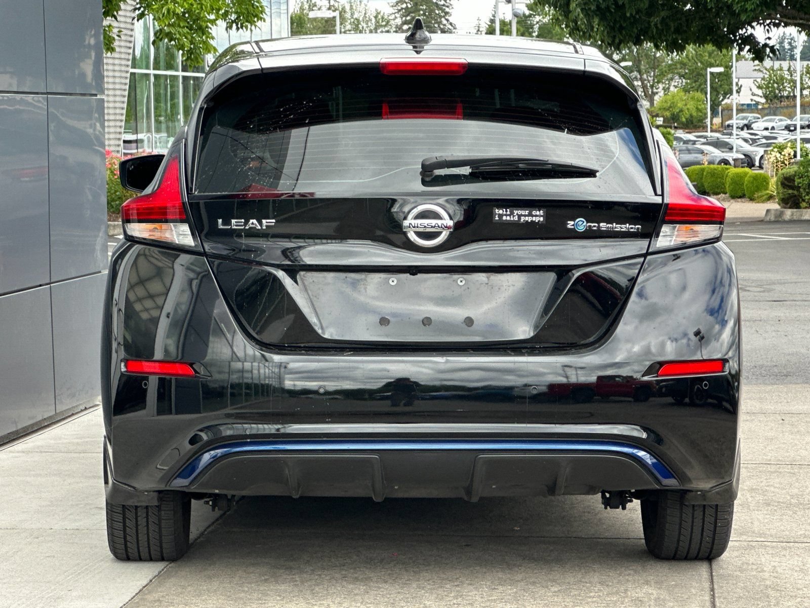 Used 2022 Nissan Leaf S FWD image 4