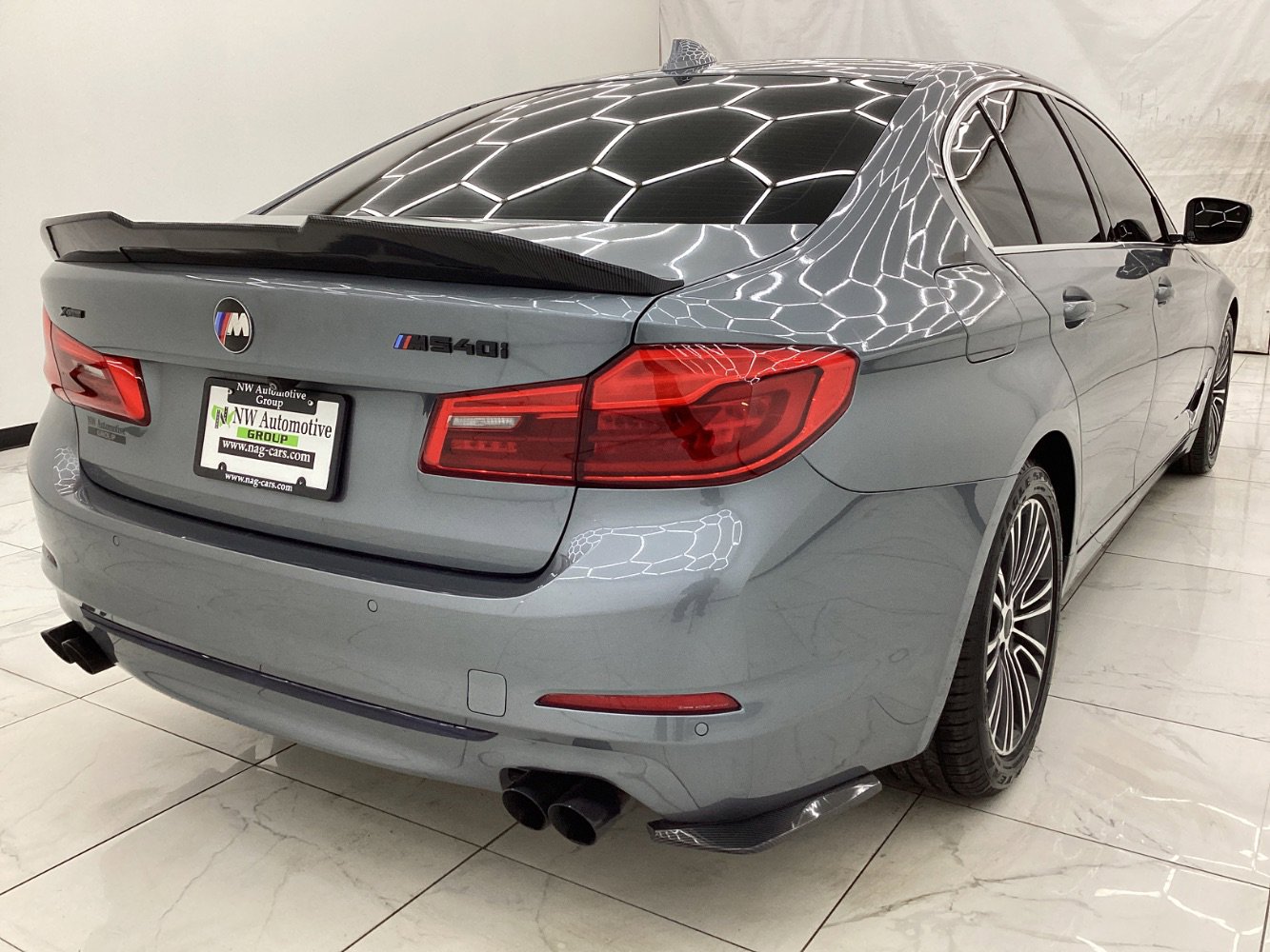 Used 2019 BMW 540i xDrive w/ Convenience Package image 9