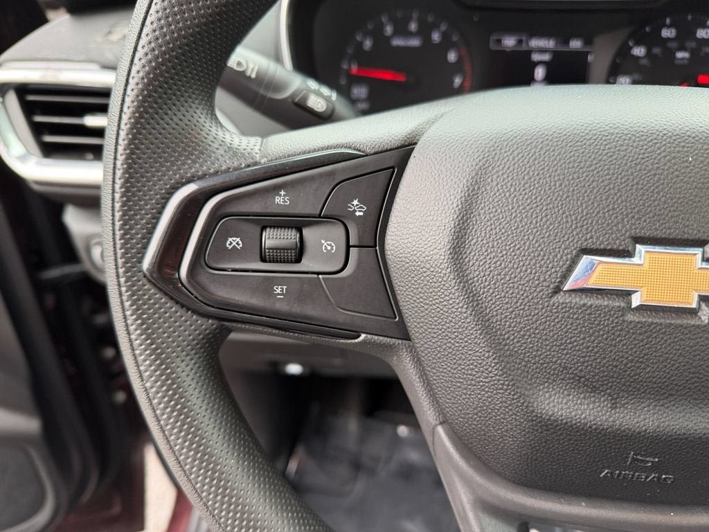 Used 2022 Chevrolet TrailBlazer LT w/ Convenience Package FWD image 15