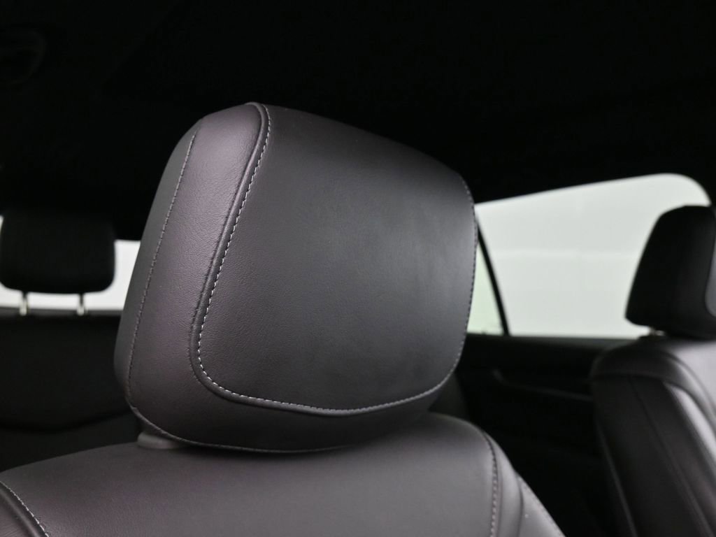 Used 2024 Cadillac XT6 Premium Luxury image 18