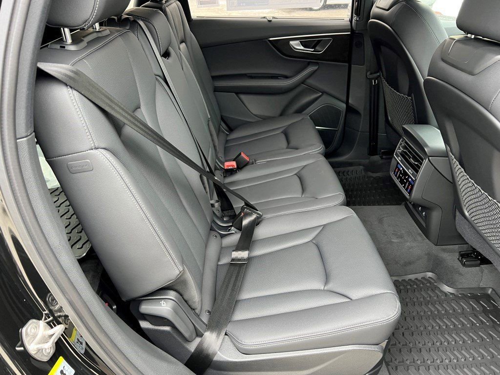 New 2026 Audi Q7 3.0T Premium Plus image 11