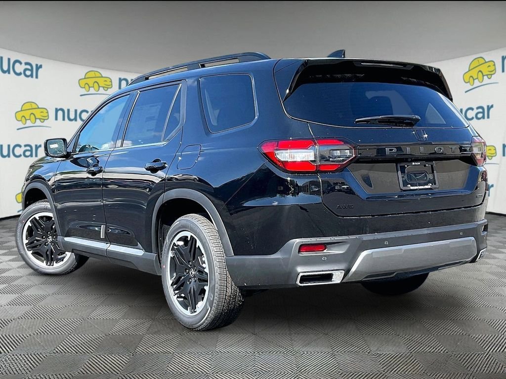 New 2026 Honda Pilot Touring image 5