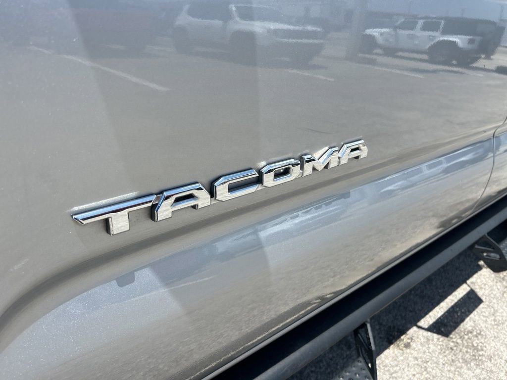 Used 2021 Toyota Tacoma 2WD Double Cab image 18