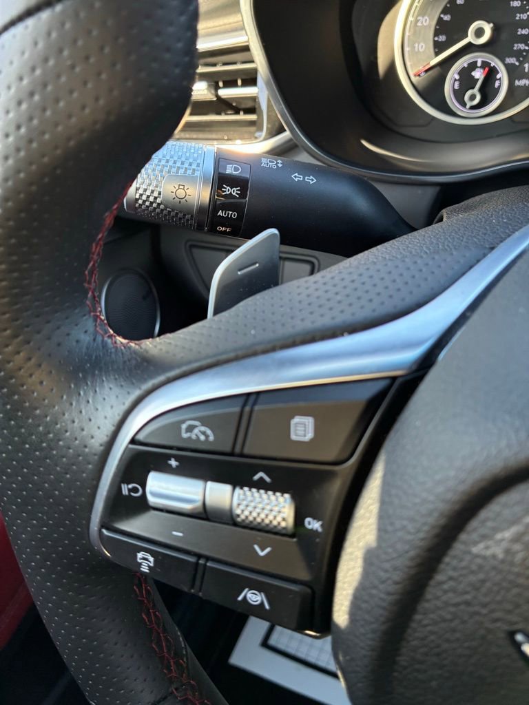 Used 2025 Genesis G70 3.3T Advanced image 26