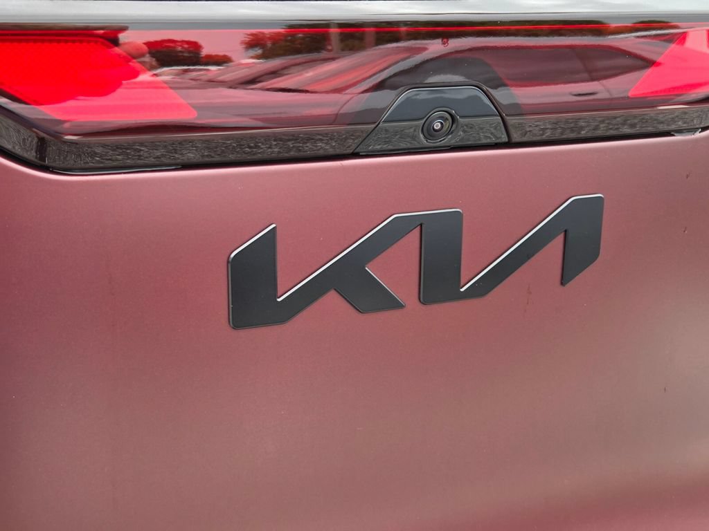 Used 2027 Kia Seltos X-Line S w/ X-Line S Premium Package AWD/4WD image 9