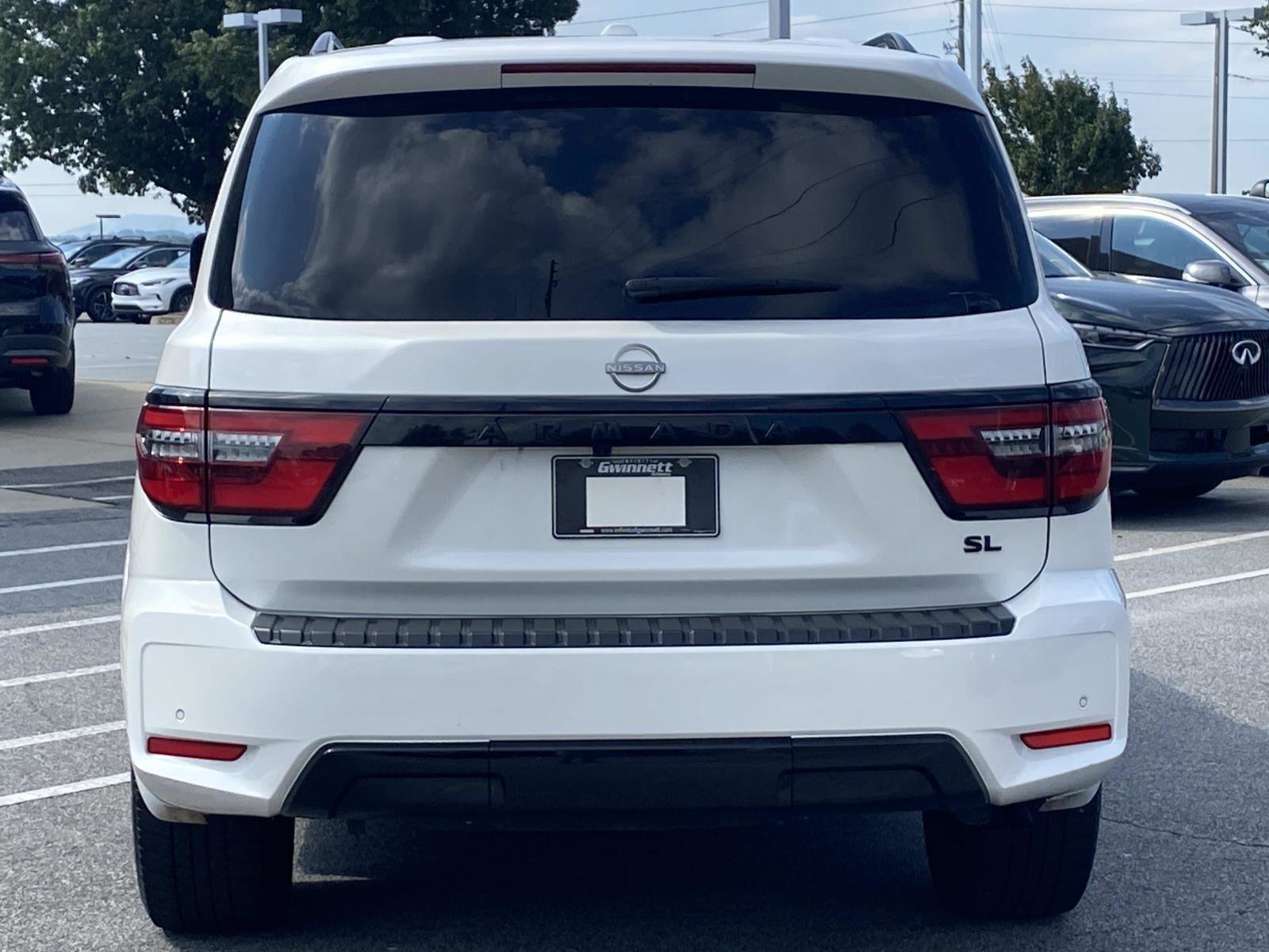 Used 2024 Nissan Armada SL w/ Midnight Edition Package image 3