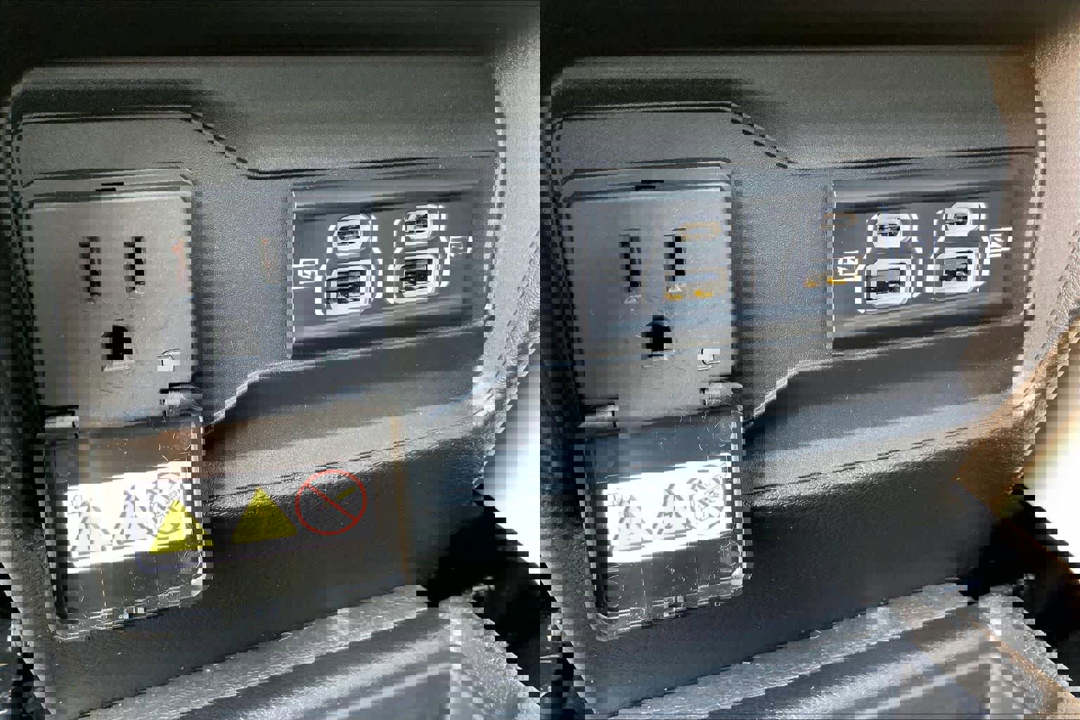 Used 2025 Jeep Grand Cherokee L Limited image 33