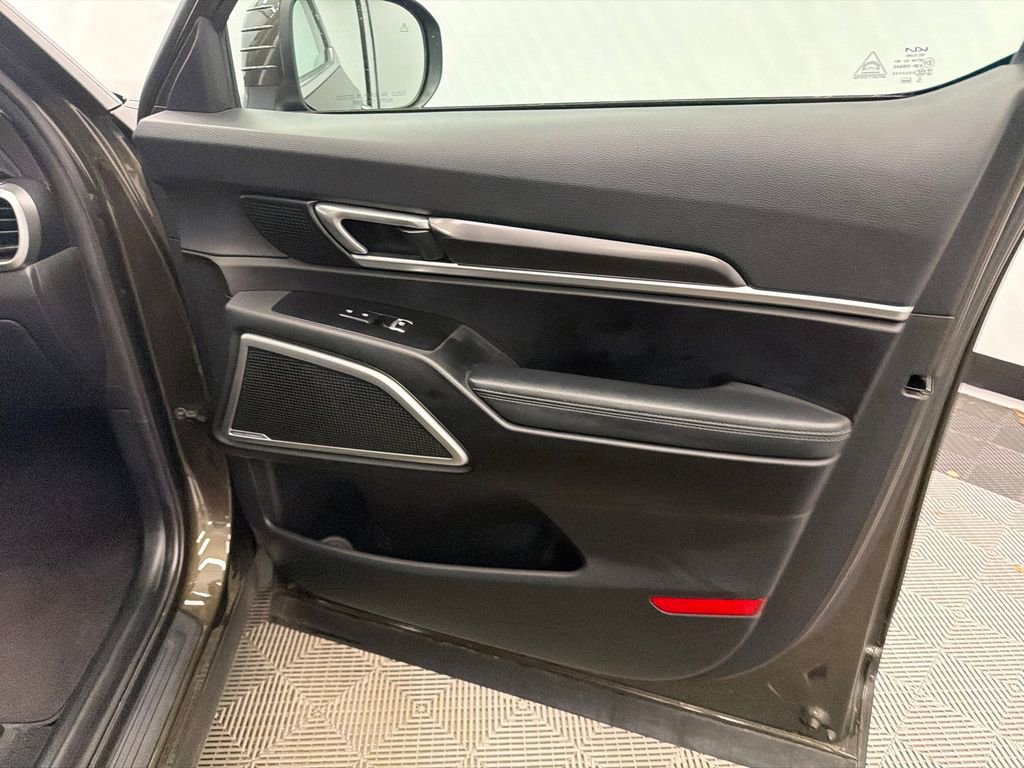 Used 2023 Kia Telluride S w/ S Sunroof Package image 15