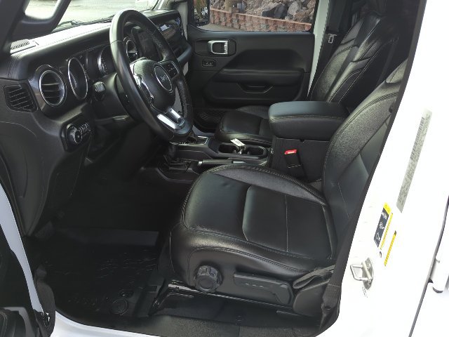 Certified 2020 Jeep Wrangler Unlimited Sahara AWD/4WD image 16