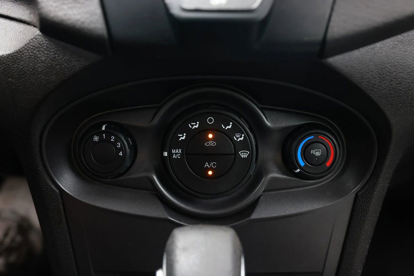 Used 2017 Ford Fiesta S FWD image 30