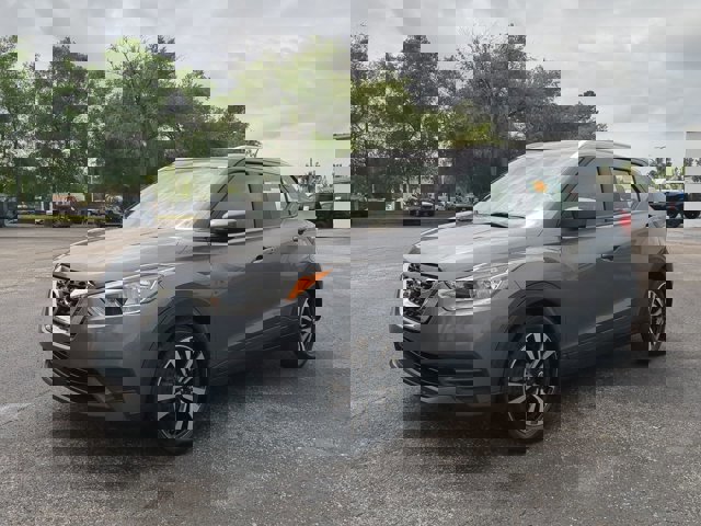 Certified 2020 Nissan Kicks SV image 8