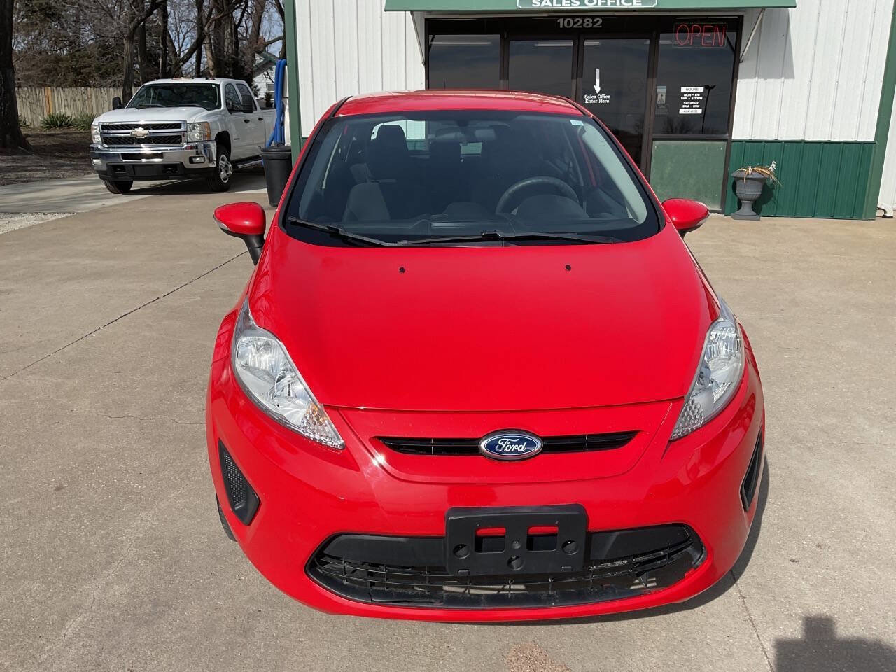 Used 2013 Ford Fiesta SE image 4